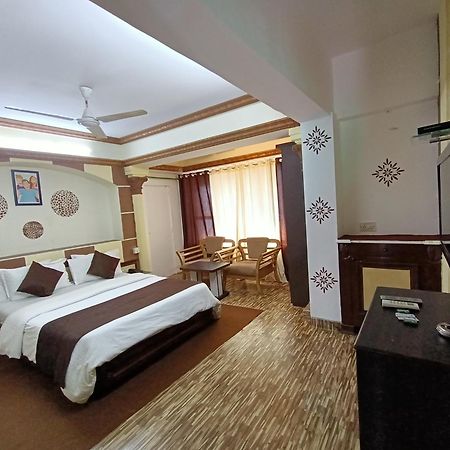 Kalpataru Hometel 孟买 外观 照片