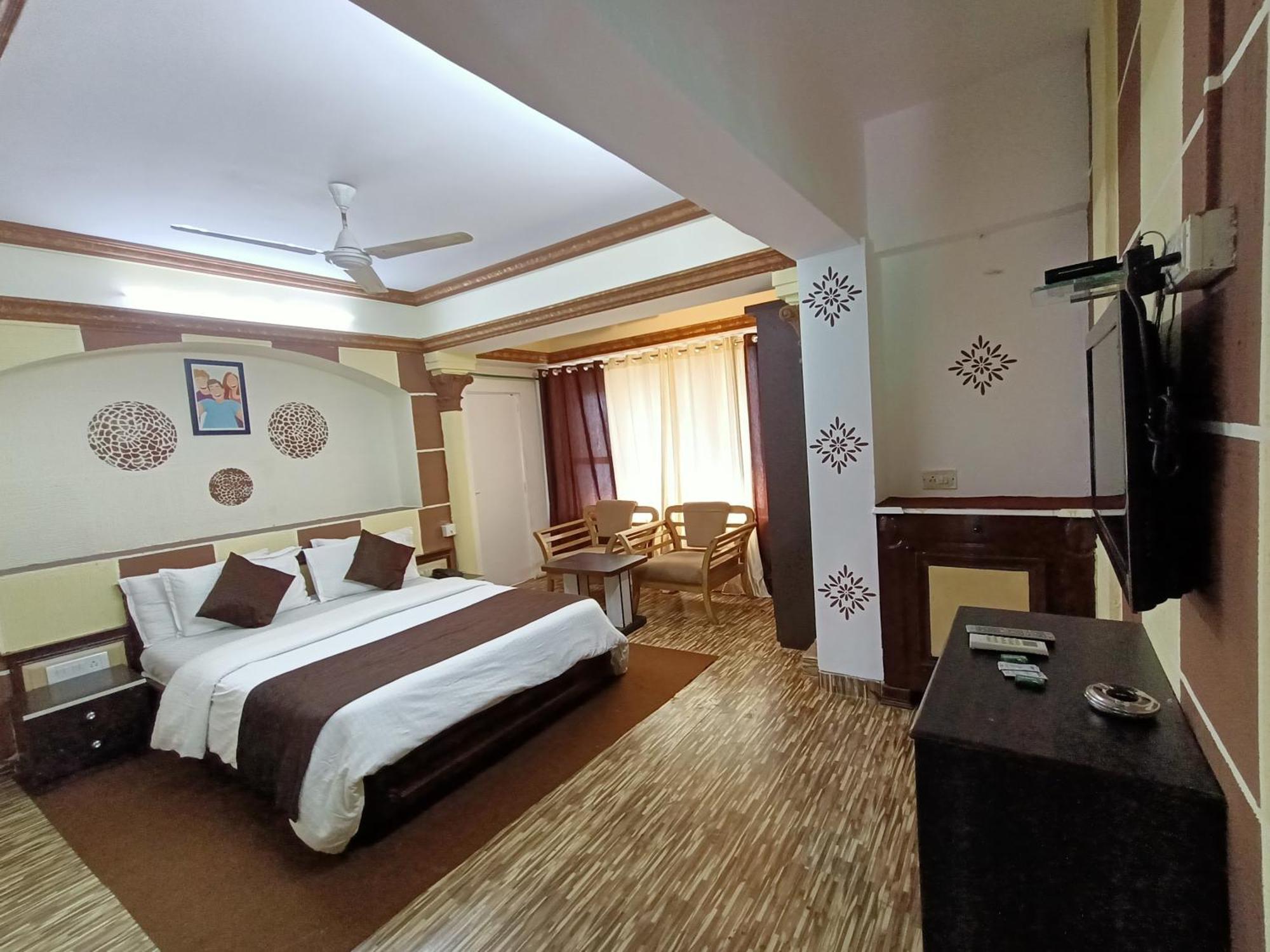 Kalpataru Hometel 孟买 外观 照片