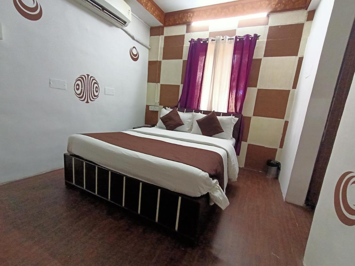 Kalpataru Hometel 孟买 外观 照片
