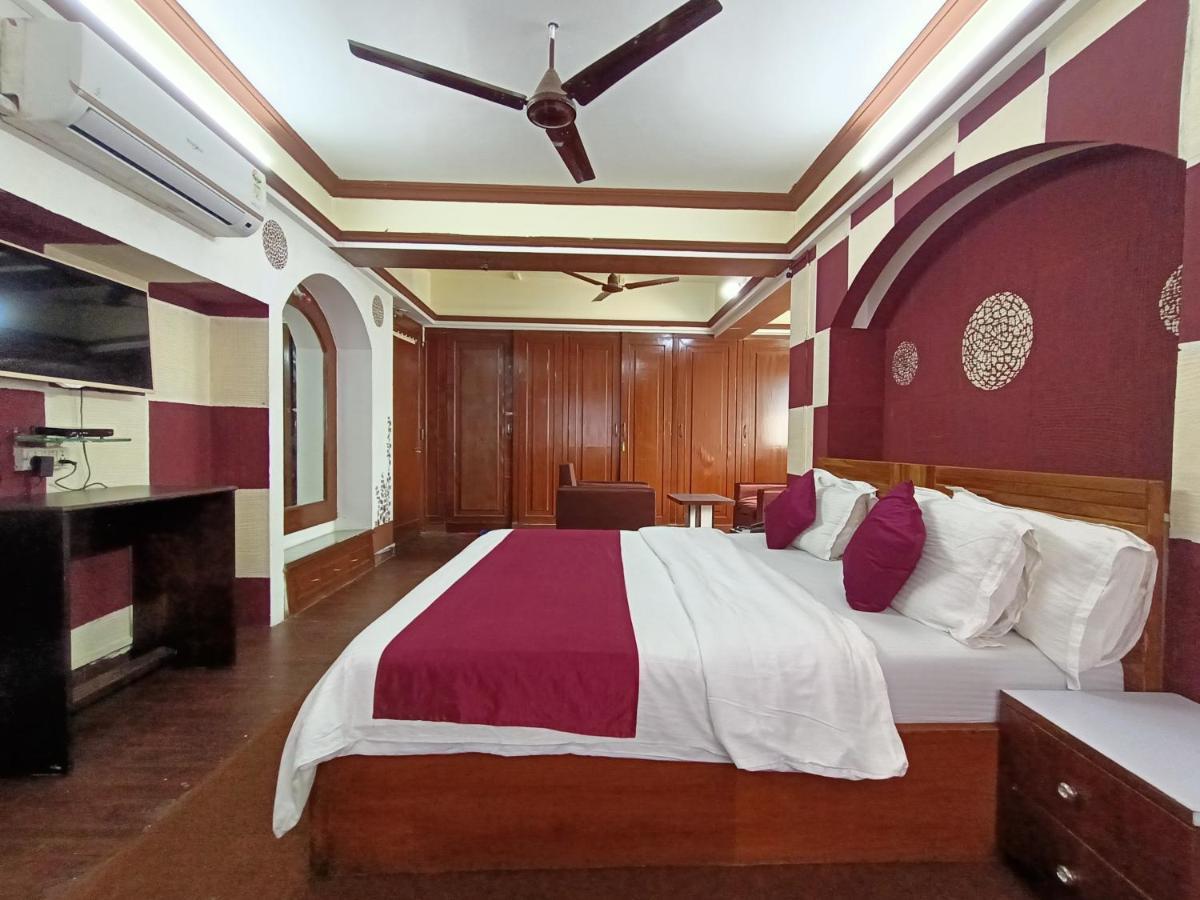 Kalpataru Hometel 孟买 外观 照片