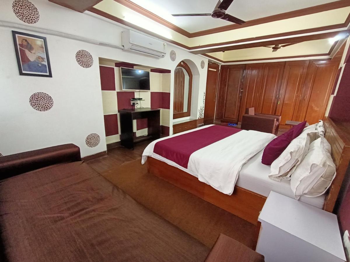 Kalpataru Hometel 孟买 外观 照片