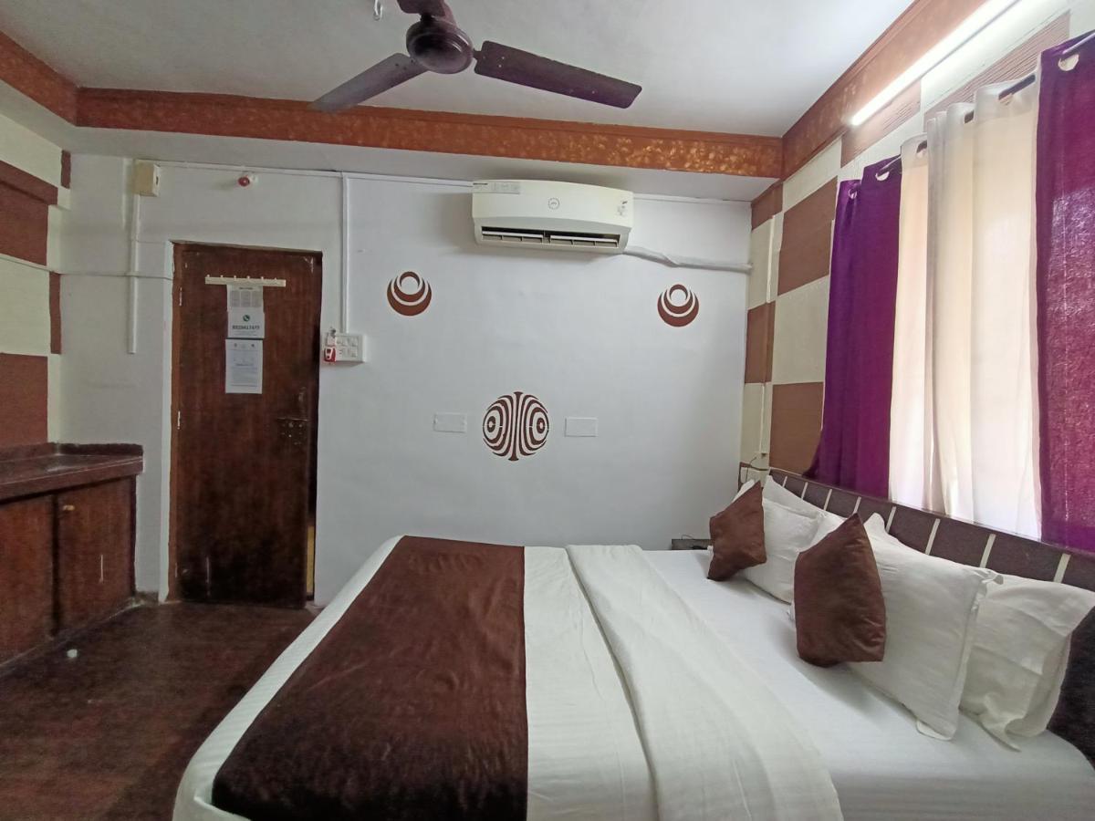 Kalpataru Hometel 孟买 外观 照片